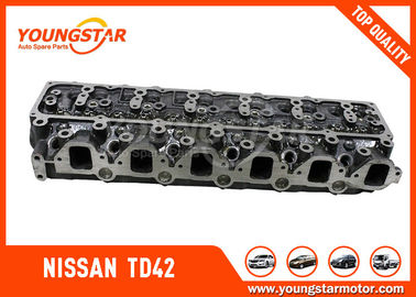 Głowica cylindra silnika NISSAN TD42;  Nissan Pathfinder Patrol TD42 TD42T 11039-06J00